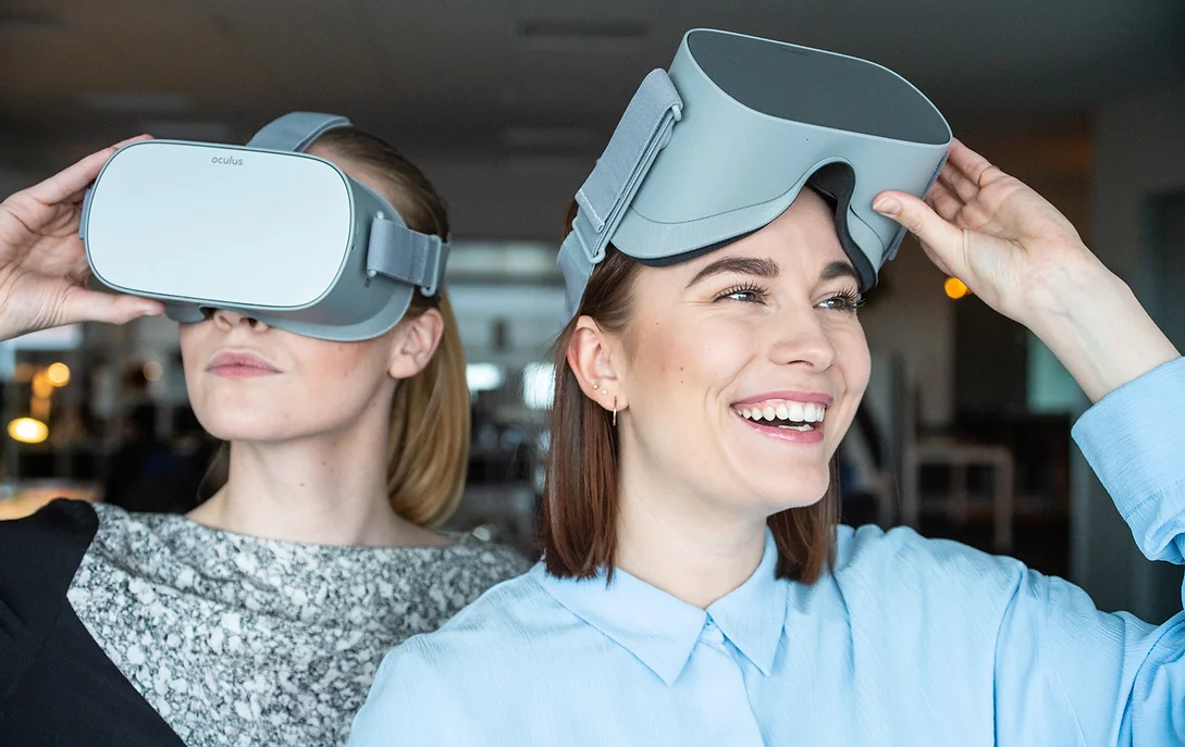 Flow VR headsets